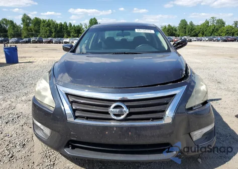 2015 Nissan Altima 2.5 из США, поврежденный, VIN 1N4AL3AP7FC426998